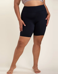 CURVY Selli Sweetheart Zip Bike Shorts- Black