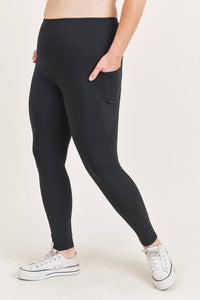 CURVY Essential Leggings w/ solid pockets - Black